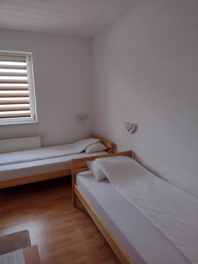 Zlatni San Hotel บันยา โควิลยาชา ภายนอก รูปภาพ
